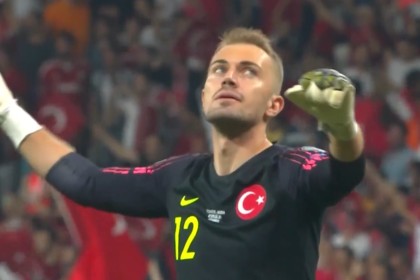  都灵门将神勇发挥，扑救数据刷新个人纪录